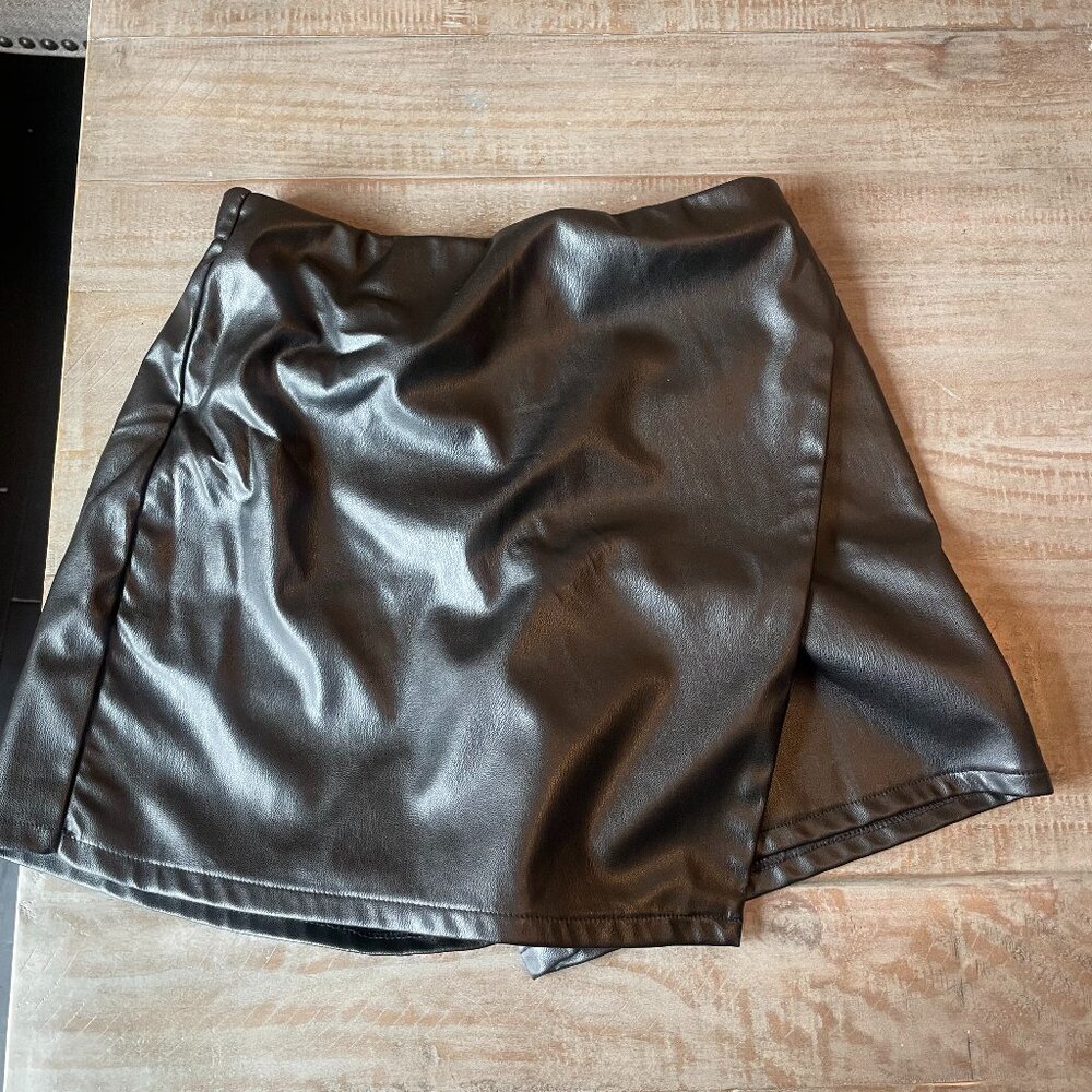 ZARA Faux Leather Skort – Girls Size 11–12 (Excellent Condition!)